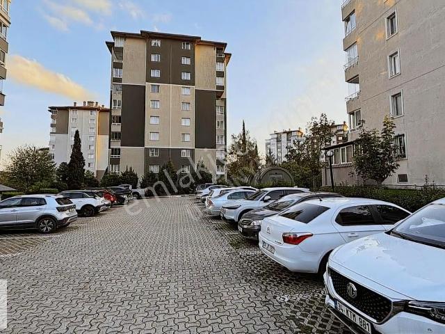Sinanoba Emlak Bankası Konutlarında Satılık 5+1 Dubleks Daire
