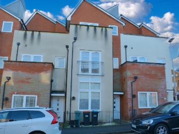 Sinatra Drive, Oxley Park, Milton Keynes MK4, 3 bed town house to rent, £1,750 pcm | PrimeLocation