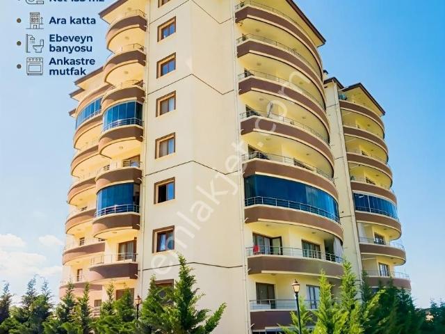 Sincan Alcı'da Mavi Çam Sitesinde Katta 3+1 Satılık Daire