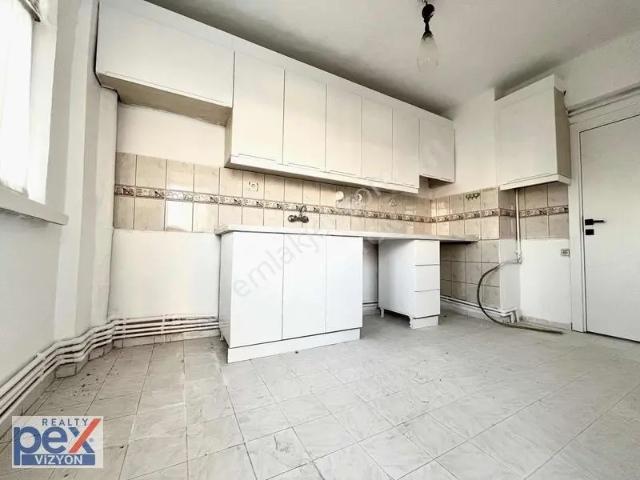 Sincan Osmanlı Mahallesinde Bağımsız Salonlu 3+1 Bakımlı Daire