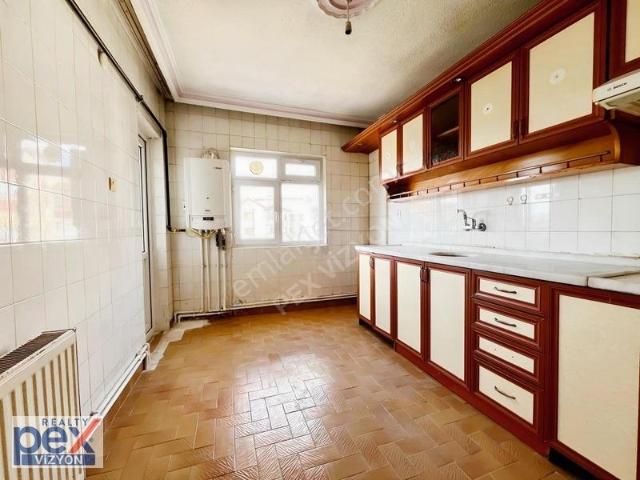 Sincan Osmanlı Mah'de Otobüse Okula Yakın 3+1 Uygun Daire
