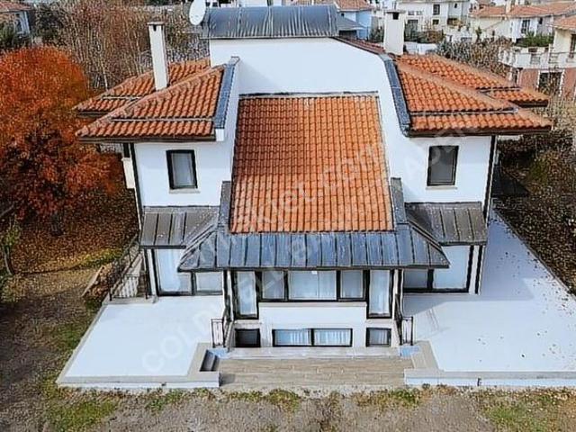Sincan Malıköy Ihlamurkent'te Özel Yapılı Lüks Villa 5+2, 803m