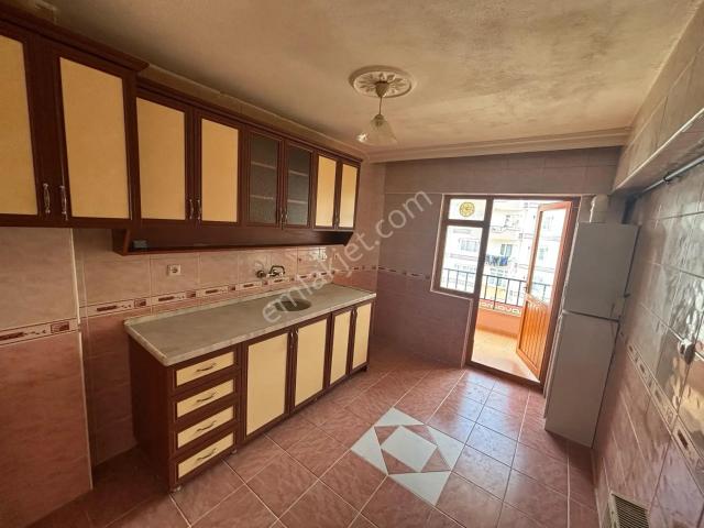 Sincan Malazgirt Mahallesi 3+1 Asansörlü Geniş Balkonlu Kiralık Daire