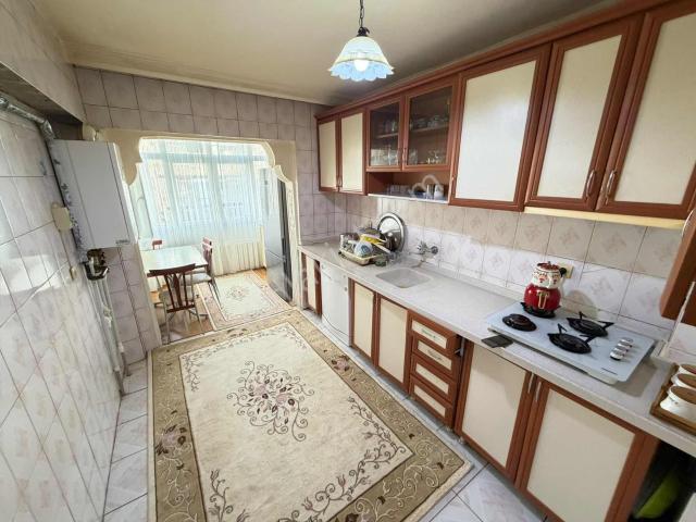 Sincan Malazgirt Mh'de Arakat Öncephe Kök Tapu Genişm² 3+1 Daire