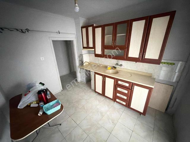 Sincan Mareşal Çakmak Mah.de Ara Katta Satılık 2+1 Kupon Daire