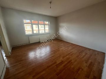 Sincan Mareşal Çakmak Mh.de 2+1 Kiralık Daire