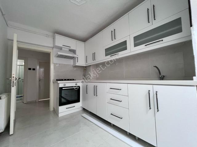 Sincan Mareşal Çakmak Mh.'de 3+1 Yüksek Giriş Full Yapılı Kiralık Daire !