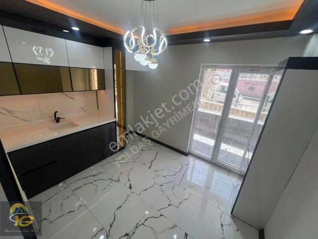 Sincan Selçuklu Mah Kredi Limitsiz Ön Cephe Salon Bağımsız Daire