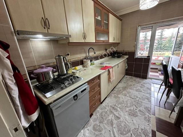 Sincan Selçuklu Mh 3+1 Full Yapılı Katta Bağımsız Ön Cephe Daire