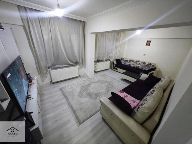 Sincan Pınarbşaın'da 2+1 Geniş Gömüsüz Satılık Uygun Daire