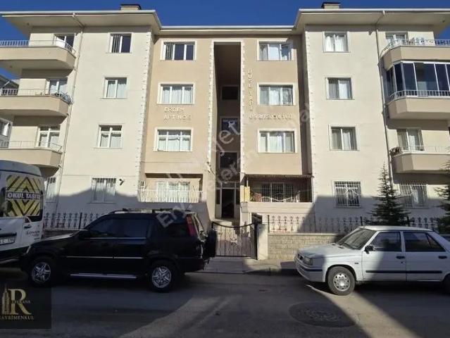 Sincan Pınarbaşı'da Ara Kat Ful Yapılı Kiralık 3+1