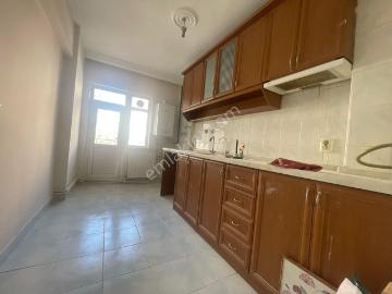 Zeki Uğur Caddesi, Tandoğan Mahallesi, Sincan, Ankara ili, İç Anadolu Bölgesi