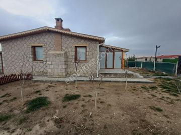 Sincan Temelli'de Site İçinde Satılık 2+1 Taş Villa