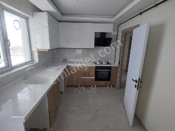 Sincan Yenikent Sıfır Bina 3+1 Giriş Kat Köşe Başı Satılık Daire