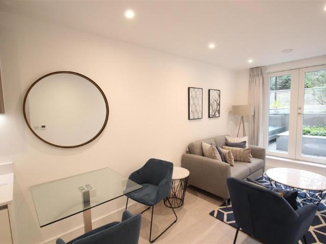 Sinclair Road, London, W14 0NJ, United Kingdom | 1 bed apartment for rent #138694910 | Rentberry