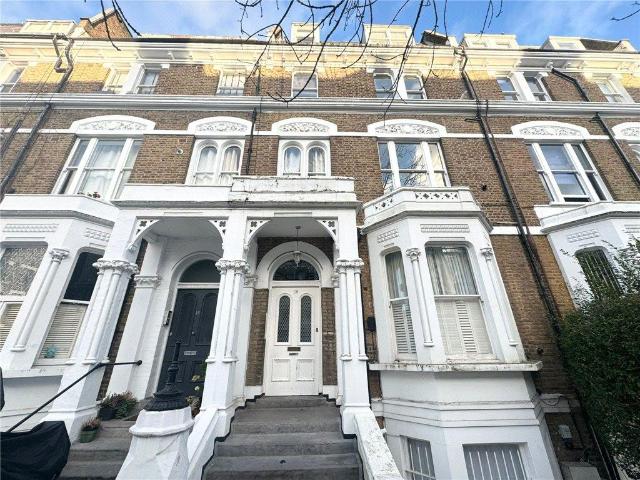 Sinclair Road, London, W14 1 bed apartment to rent £2,000 pcm £462 pw