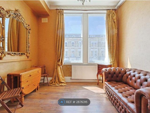Sinclair Road, London W14, 1 bed flat to rent, £2,000 pcm | PrimeLocation