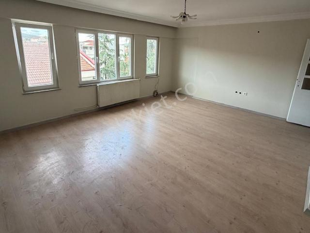 Siner Gayrimenkul Dereboğzı'nda Kiralık 2 + 1 Daire