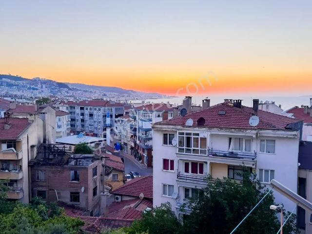Sinerji'den Güzelyalı Da Denız Manzaralı Geniş Satılık 1+1 Daire