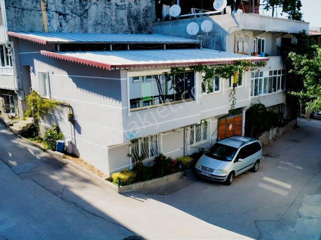 Sinerji'den Yenibağlar Da Köşe Masrafsız Müstakil 2 Katlı Bina