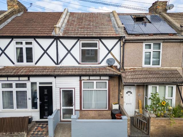 Singlewell Road, Gravesend, Kent DA11, 2 bed terraced house to rent, £1,400 pcm | PrimeLocation