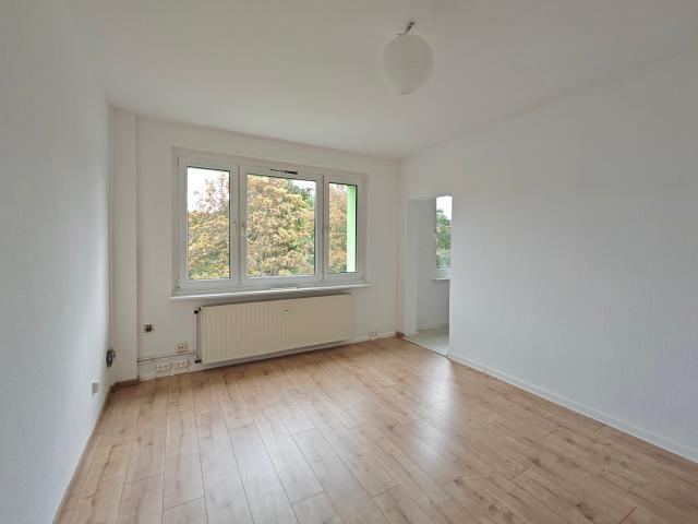 SINGLEWOHNUNG mit EINBAUKÜCHE