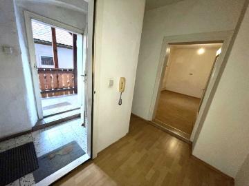 1. Monat mietfrei! Gemütliche 2 Zimmer Wohnung mit einem gemütlichen Balkon in zentraler Lage nahe zur Innenstadt – Provisionsfrei