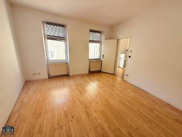 Singlewohnung ca. 30,24m² im DG in perfekter Lage am Kutschkermarkt