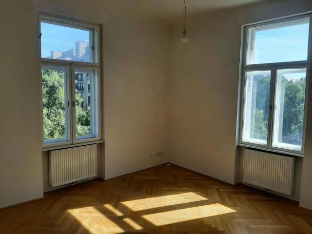 SINGLEWOHNUNG/U BAHN! UNBEFRISTETE 40 m2, Wohnschlafzimmer, Top Einbauküche, Duschbad, Gesamtmiete 725