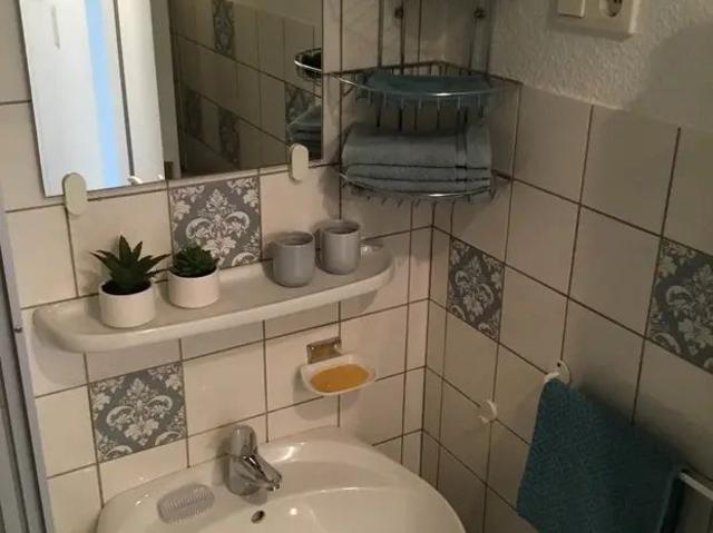 Single apartment Central & Furnished, Essen Amsterdam Apartments for Rent