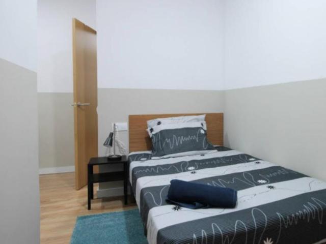 Single bedroom close to Universitat de Barcelona