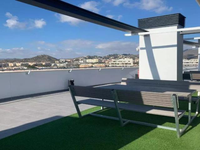 Single bedroom for rent in a residence in Malaga