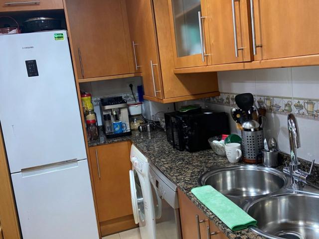 Single bedroom in 2 bedroom apartment