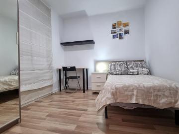 Single bedroom in Vilapicina i la Torre Llobeta