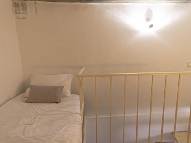 Single bedroom in Sant Pere, Santa Caterina i la Ribera