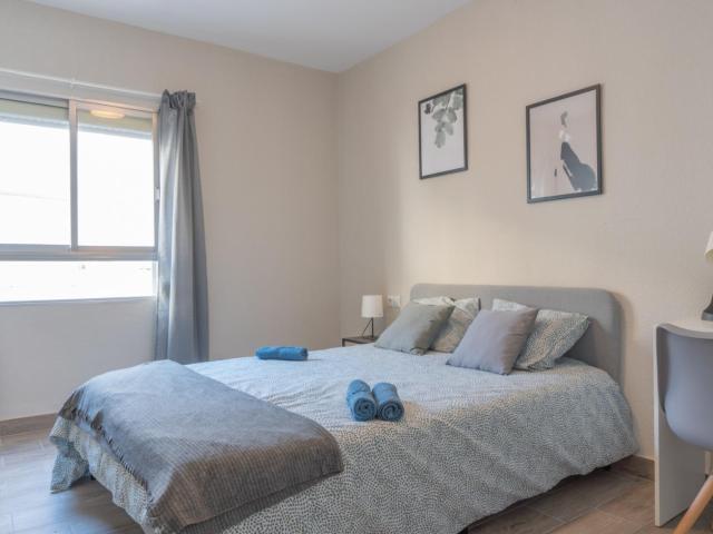 Single Bedroom. Newly renovated flat. Erasmus students