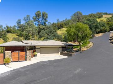 14630 Lakefront Drive