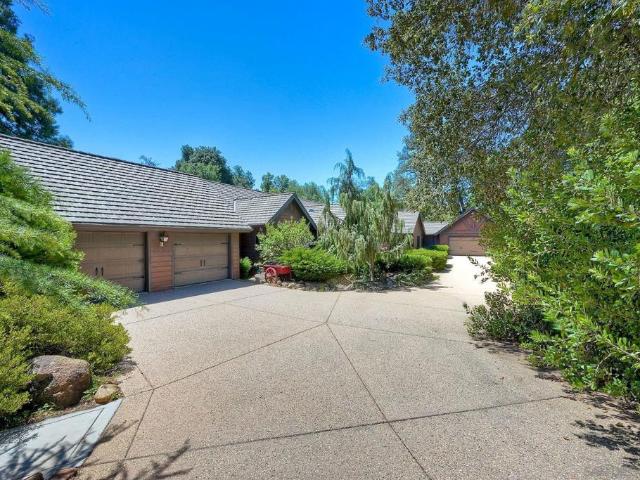 1055 W Incense Cedar Road