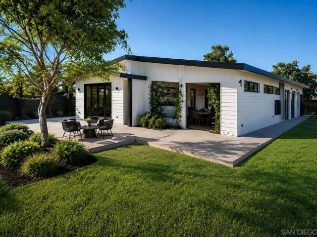 36 W Altadena Dr