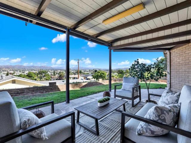1490 Swallow Drive