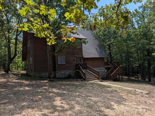 345 N Valley Road