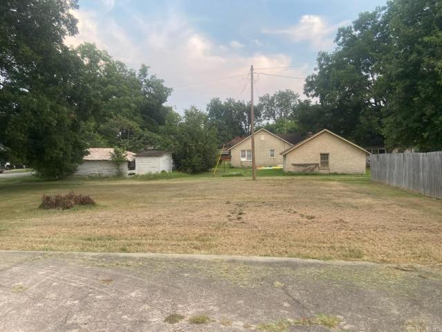 201 W 4Th Street
