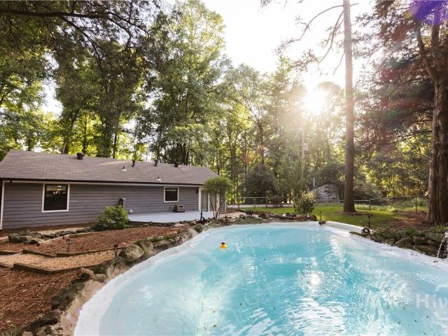 640 Tallassee Road