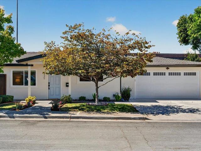 435 Hodges Avenue