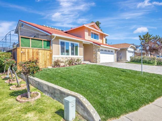 1513 Shinn Court