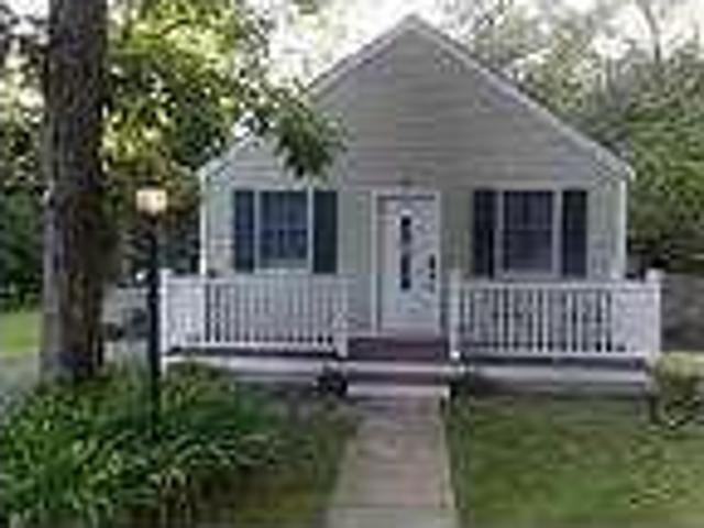 Single Family Home Has 4 Bedrooms and 2.5 Bathrooms