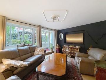 Single family home with 4 bedrooms, garden and cellar