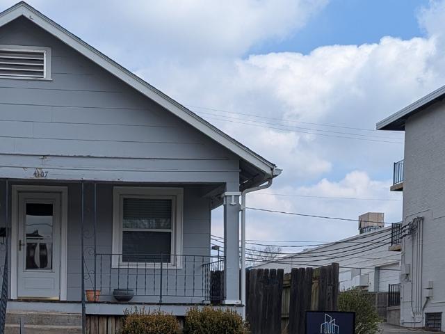 Single Family Homes and Duplexes 1 Bedroom Home for Rent at 4104 & 4103 Adams Street, Kansas City, KS 66160 Rosedale