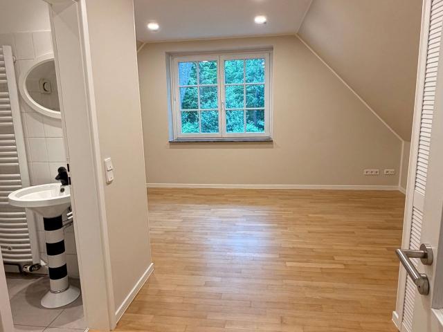 Single family house for temporary rent in quiet loft Hannover, Hannover Amsterdam Apartments for Rent