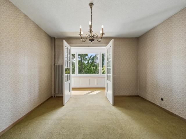 Single family house with 10.5 rooms on sale in Grenchen 259 m² | dreamo. Ch